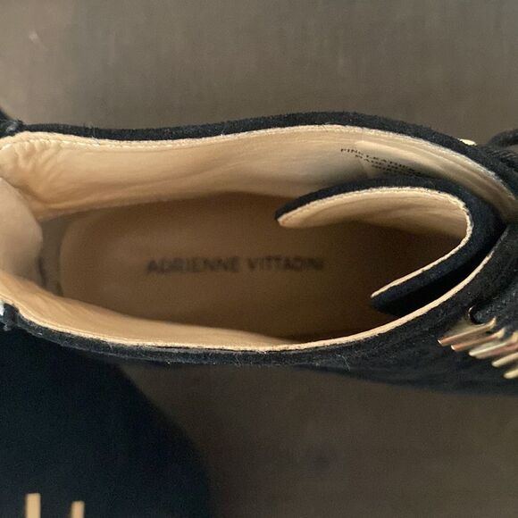 GUC Adrienne Vittadini Leather Booties(size 8.5) - Picture 6 of 9